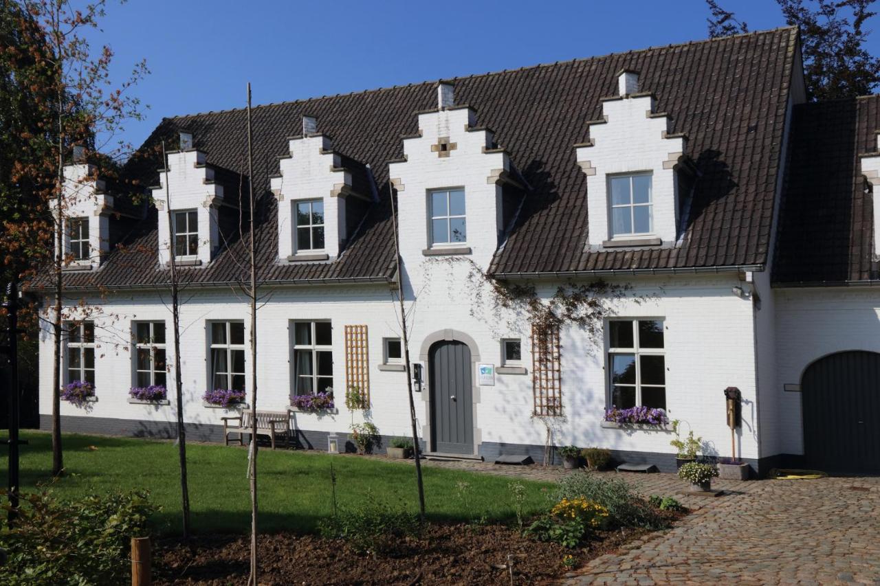 Villa Helena Linden Buitenkant foto